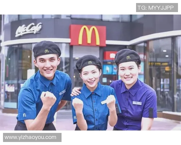 杨娜专访：从初学者到飞盘高手的成长与挑战之路